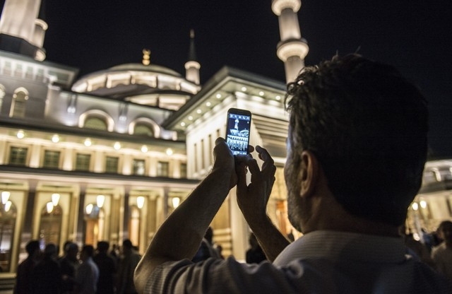 MİLLETİN CAMİSİ: BEŞTEPE MİLLET CAMİ 21