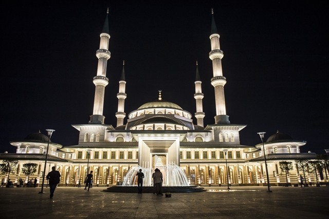 MİLLETİN CAMİSİ: BEŞTEPE MİLLET CAMİ 3