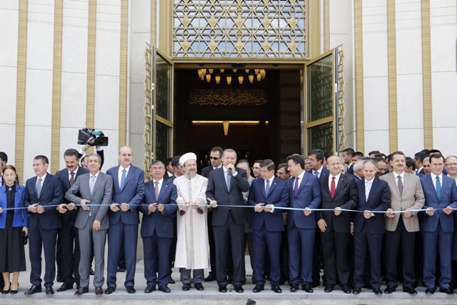 MİLLETİN CAMİSİ: BEŞTEPE MİLLET CAMİ 45