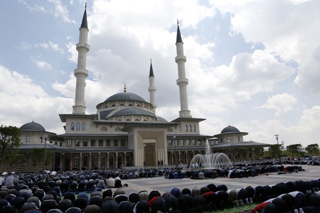 MİLLETİN CAMİSİ: BEŞTEPE MİLLET CAMİ 71