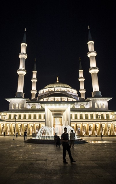 MİLLETİN CAMİSİ: BEŞTEPE MİLLET CAMİ 8