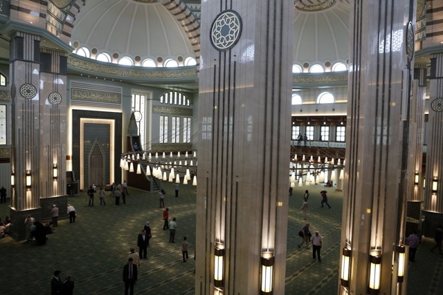 MİLLETİN CAMİSİ: BEŞTEPE MİLLET CAMİ 82