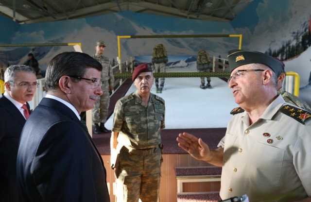 BAŞBAKAN'DAN BORDO BERELİLERE ZİYARET 1