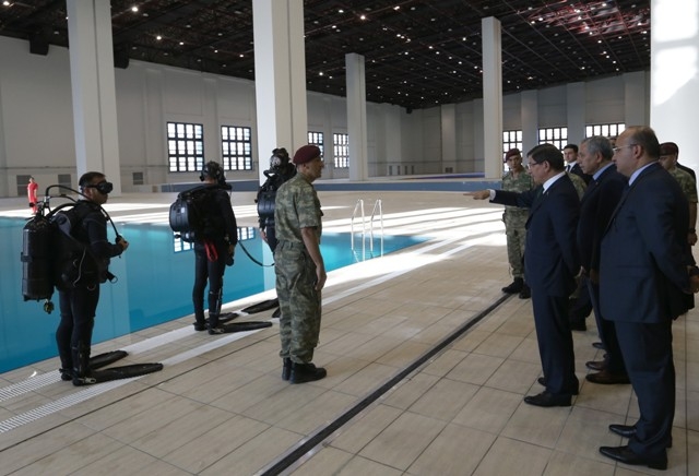 BAŞBAKAN'DAN BORDO BERELİLERE ZİYARET 3