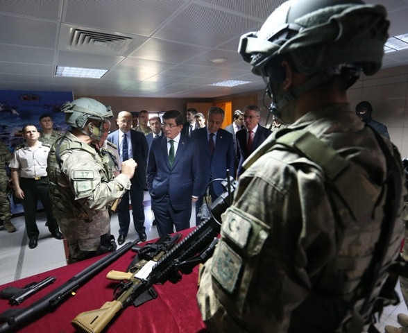 BAŞBAKAN'DAN BORDO BERELİLERE ZİYARET 6