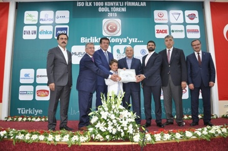 Bakan Zeybekçi’den dev firmalara ödül 13