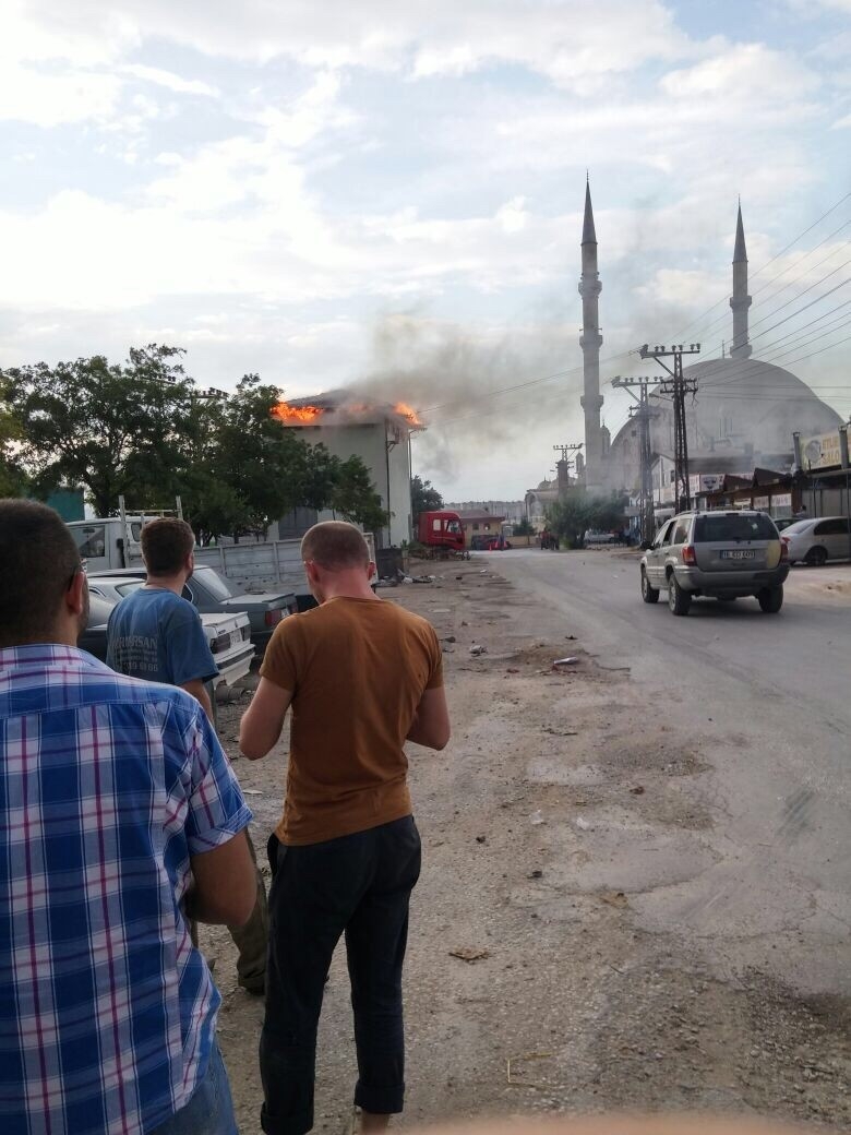 Konya'da trafo yangını 1