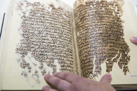 İbn-i Sina'nın eserinin 880 yıllık nüshası restore edildi