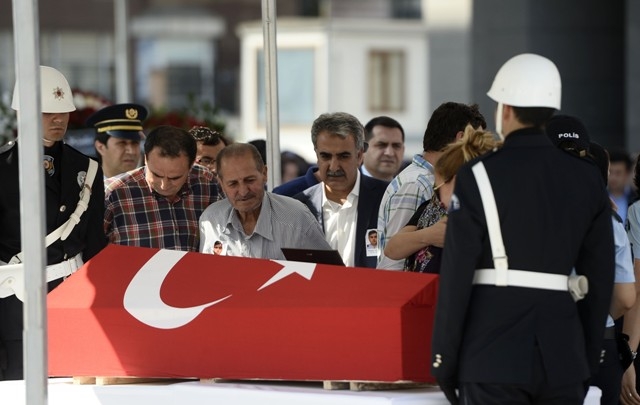 KONYA ŞEHİDİNİ UĞURLUYOR 14