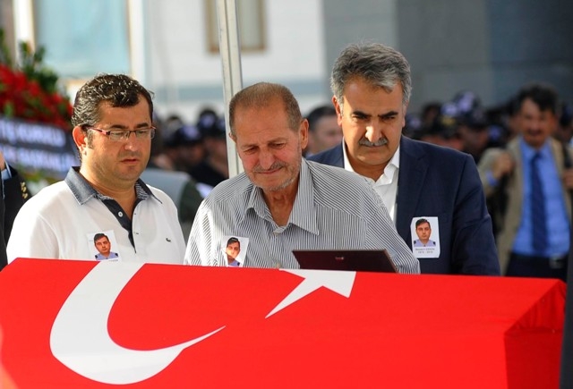 KONYA ŞEHİDİNİ UĞURLUYOR 31