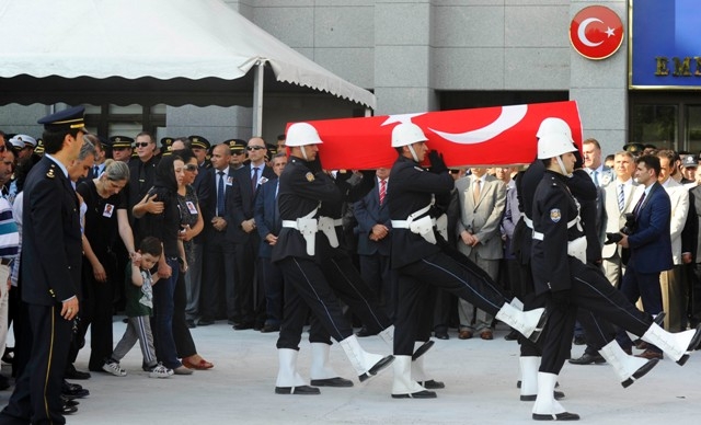KONYA ŞEHİDİNİ UĞURLUYOR 39