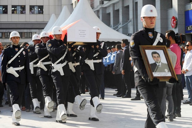 KONYA ŞEHİDİNİ UĞURLUYOR 41