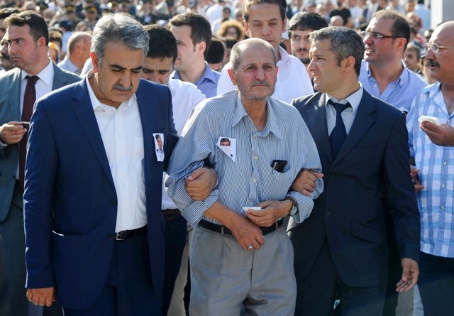 KONYA ŞEHİDİNİ UĞURLUYOR 45