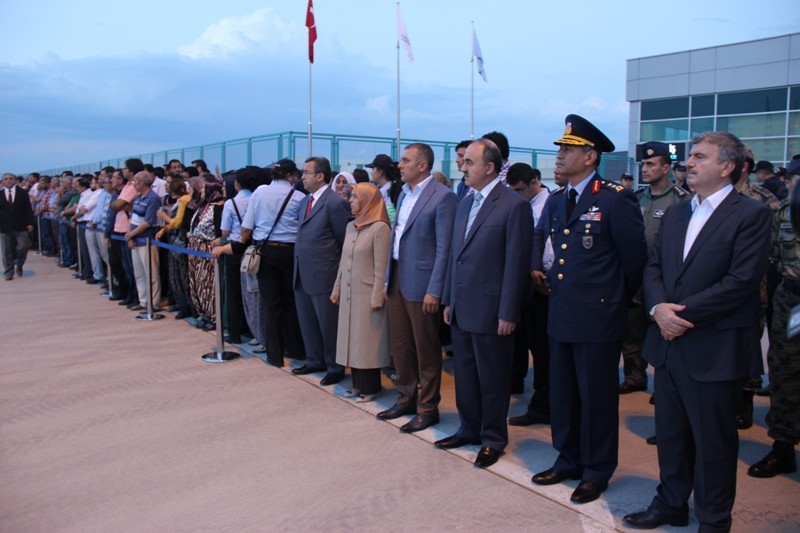 KONYA ŞEHİDİNİ UĞURLUYOR 54