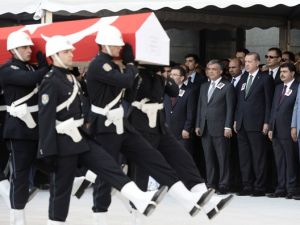 KONYA ŞEHİDİNİ UĞURLUYOR