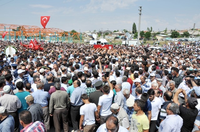 ŞEHİT UZM. ÇVŞ. VELİ ATEŞ  SON YOLCULUĞUNA UĞURLANDI 75