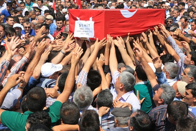 ŞEHİT UZM. ÇVŞ. VELİ ATEŞ  SON YOLCULUĞUNA UĞURLANDI 87