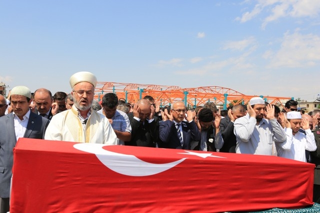ŞEHİT UZM. ÇVŞ. VELİ ATEŞ  SON YOLCULUĞUNA UĞURLANDI 95