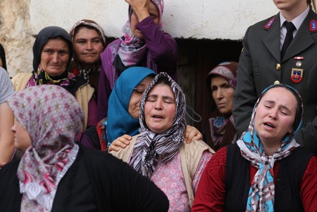 J. Ast. Ü. Çvş.Dursun Taştiken son yolculuğuna uğurlandı 31