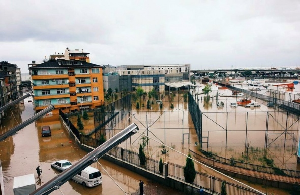 Artvin'de sel faciası 4