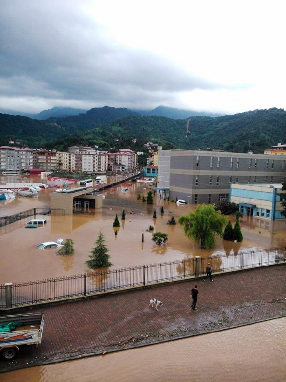 Artvin'de sel faciası 5