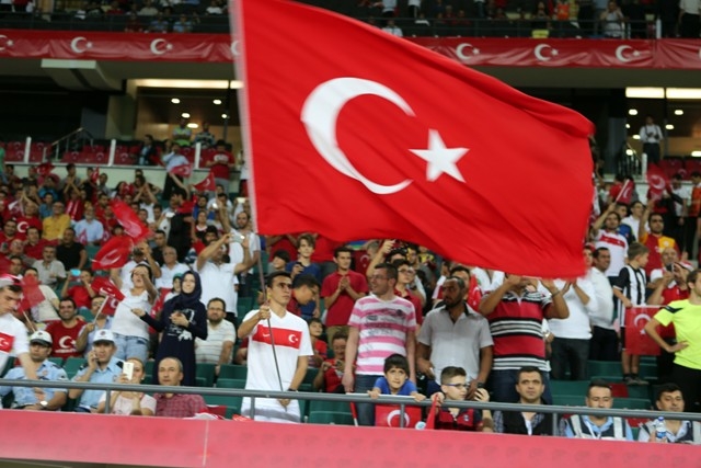 KONYA  MİLLİ TAKIMI BAĞRINA BASTI 11