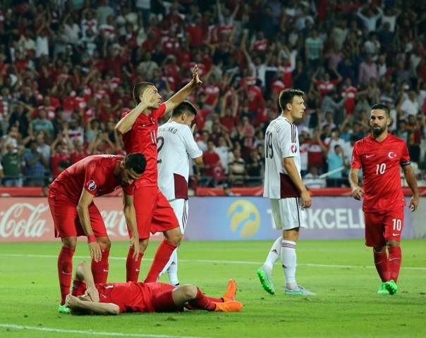 KONYA  MİLLİ TAKIMI BAĞRINA BASTI 150