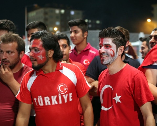 KONYA  MİLLİ TAKIMI BAĞRINA BASTI 4