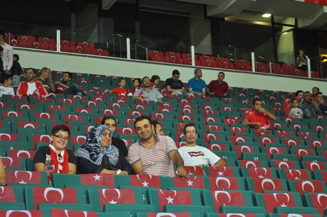 KONYA  MİLLİ TAKIMI BAĞRINA BASTI 52