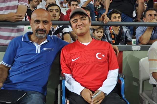 KONYA  MİLLİ TAKIMI BAĞRINA BASTI 68