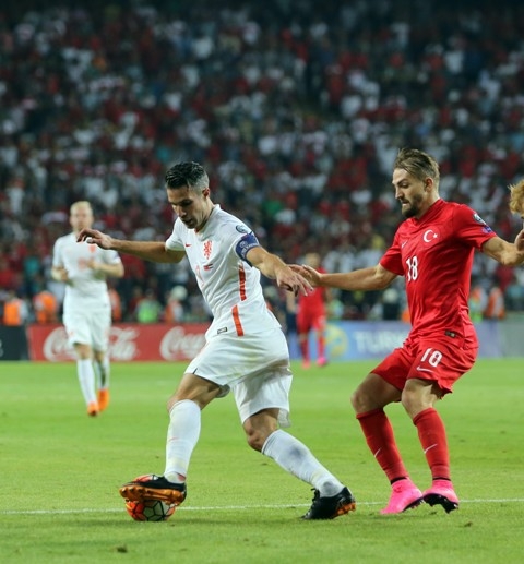 MİLLİ TAKIM KONYA'DA TARİH YAZDI:3-0 148