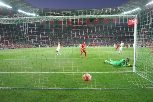 MİLLİ TAKIM KONYA'DA TARİH YAZDI:3-0 82