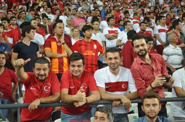 MİLLİ TAKIM KONYA'DA TARİH YAZDI:3-0 92