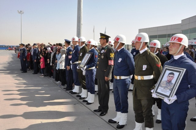 KONYA DAĞLICA ŞEHİTLERİNİ UĞURLADI 1