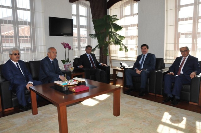 CUMHURBAŞKANI ERDOĞAN'DAN KONYALILARA AŞURE İKRAMI 15