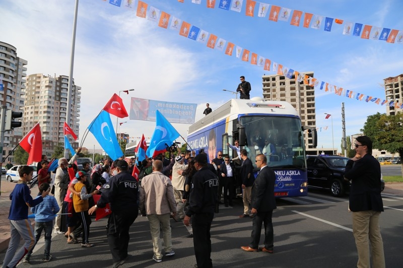 O İÇİMİZDEN BİRİ... 111
