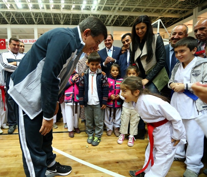 O İÇİMİZDEN BİRİ... 133