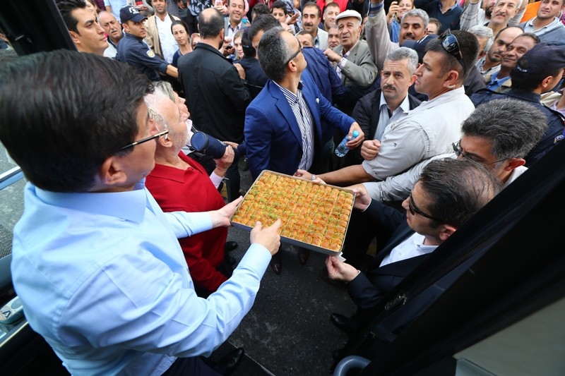 O İÇİMİZDEN BİRİ... 186