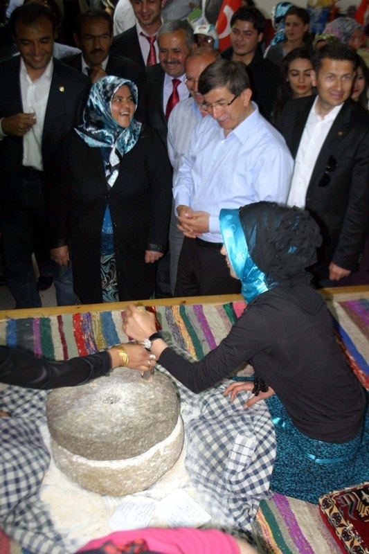 O İÇİMİZDEN BİRİ... 188