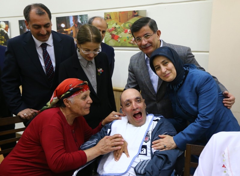 O İÇİMİZDEN BİRİ... 215