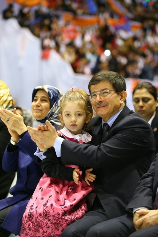O İÇİMİZDEN BİRİ... 218