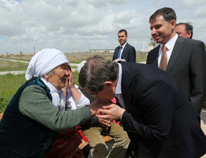 O İÇİMİZDEN BİRİ... 243