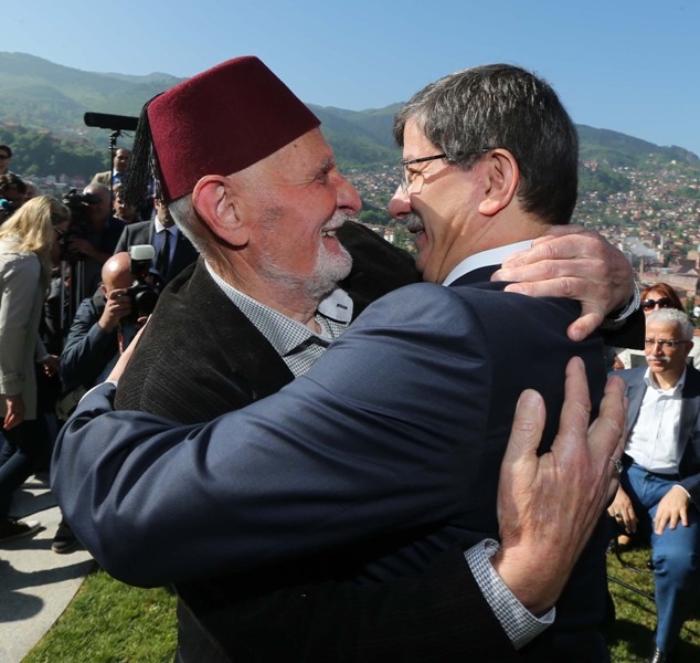 O İÇİMİZDEN BİRİ... 49