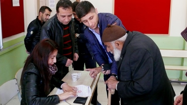 TÜRKİYE'DEN SEÇİM MANZARALARI 142