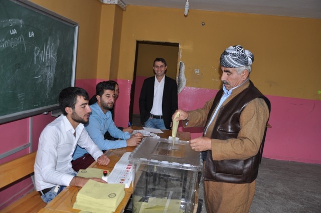TÜRKİYE'DEN SEÇİM MANZARALARI 18