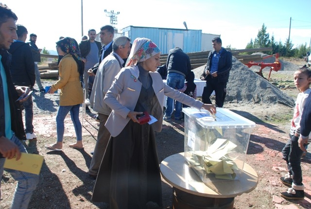 TÜRKİYE'DEN SEÇİM MANZARALARI 196