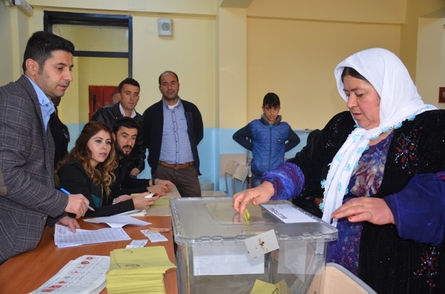 TÜRKİYE'DEN SEÇİM MANZARALARI 60