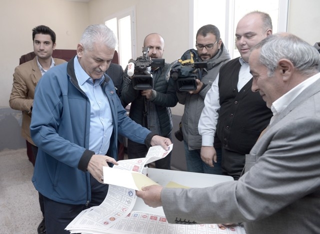 TÜRKİYE'DEN SEÇİM MANZARALARI 96