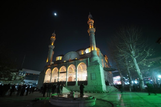 Mevlit Kandili coşkuyla idrak edildi 17