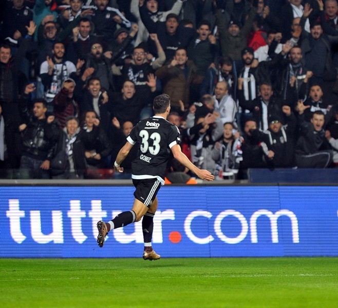 Beşiktaş: 4 - Torku Konyaspor: 0 25